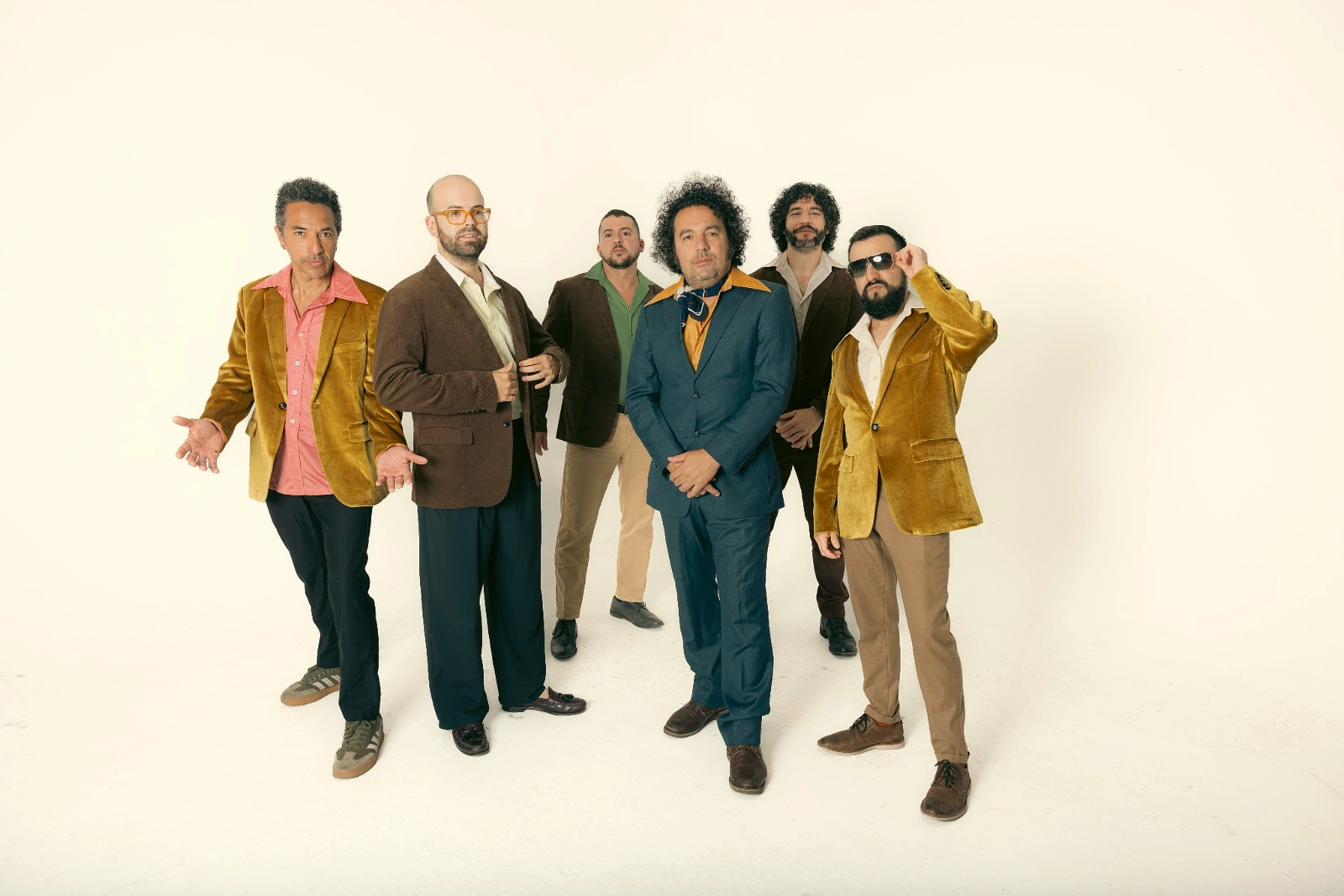 CHEO Y LOS CONSENTIDOS DE LA CASA - Barbès