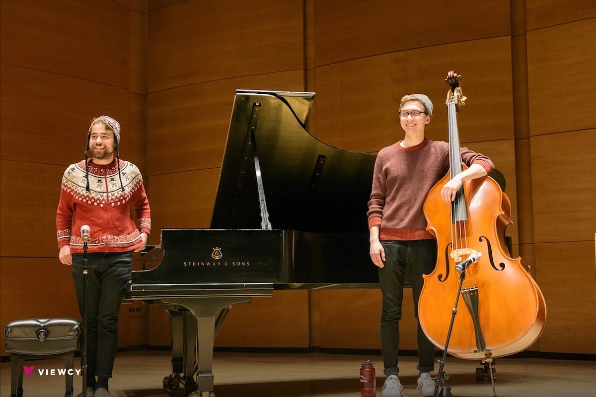 A Charlie Brown Christmas with Aidan Scrimgeour - Jalopy Theatre