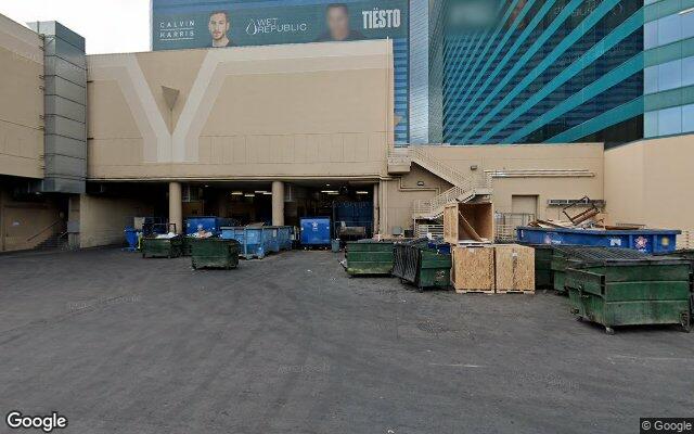 Brad Garrett's Comedy Club At The MGM Grand