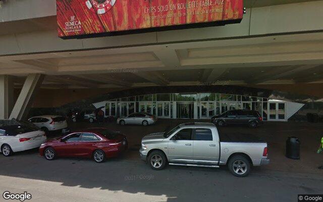 Seneca Niagara Casino - Bears Den