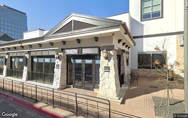 Mic Drop Comedy Plano