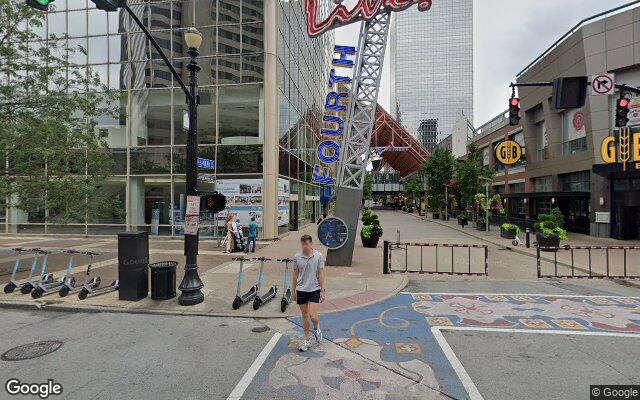 4th Street Live