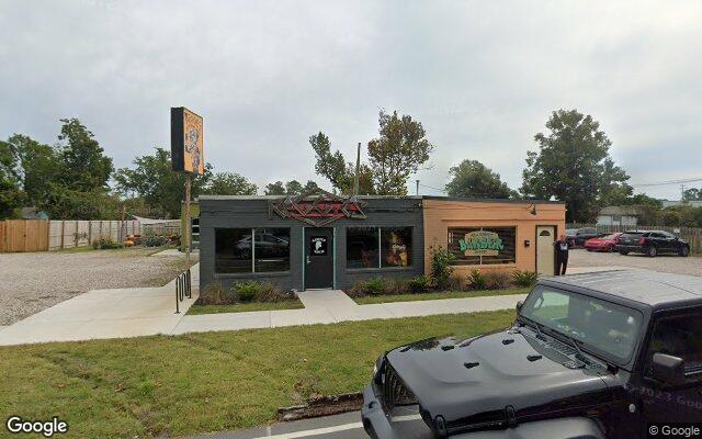 Reggies 42nd Street Tavern