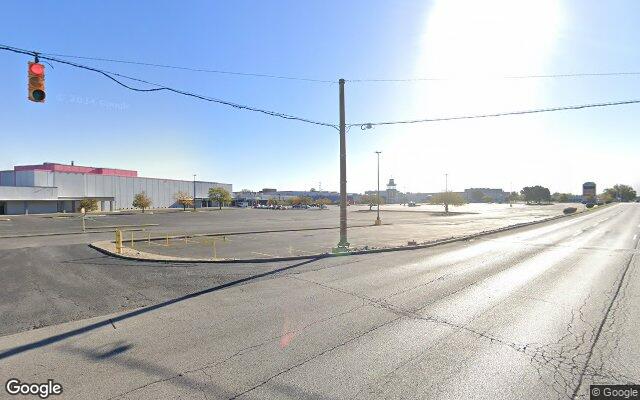 Lafayette Square Mall