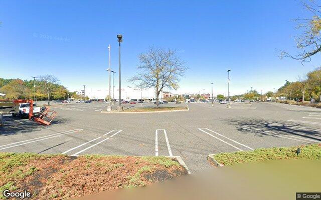 Garden State Plaza Mall